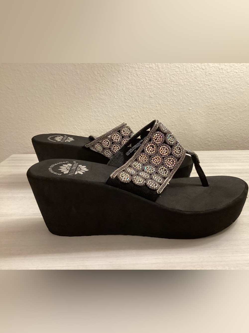 Yellow Box Womens P-oudry Embellish Wedge Platform Sandal - Size 9 - Picture 2 of 5